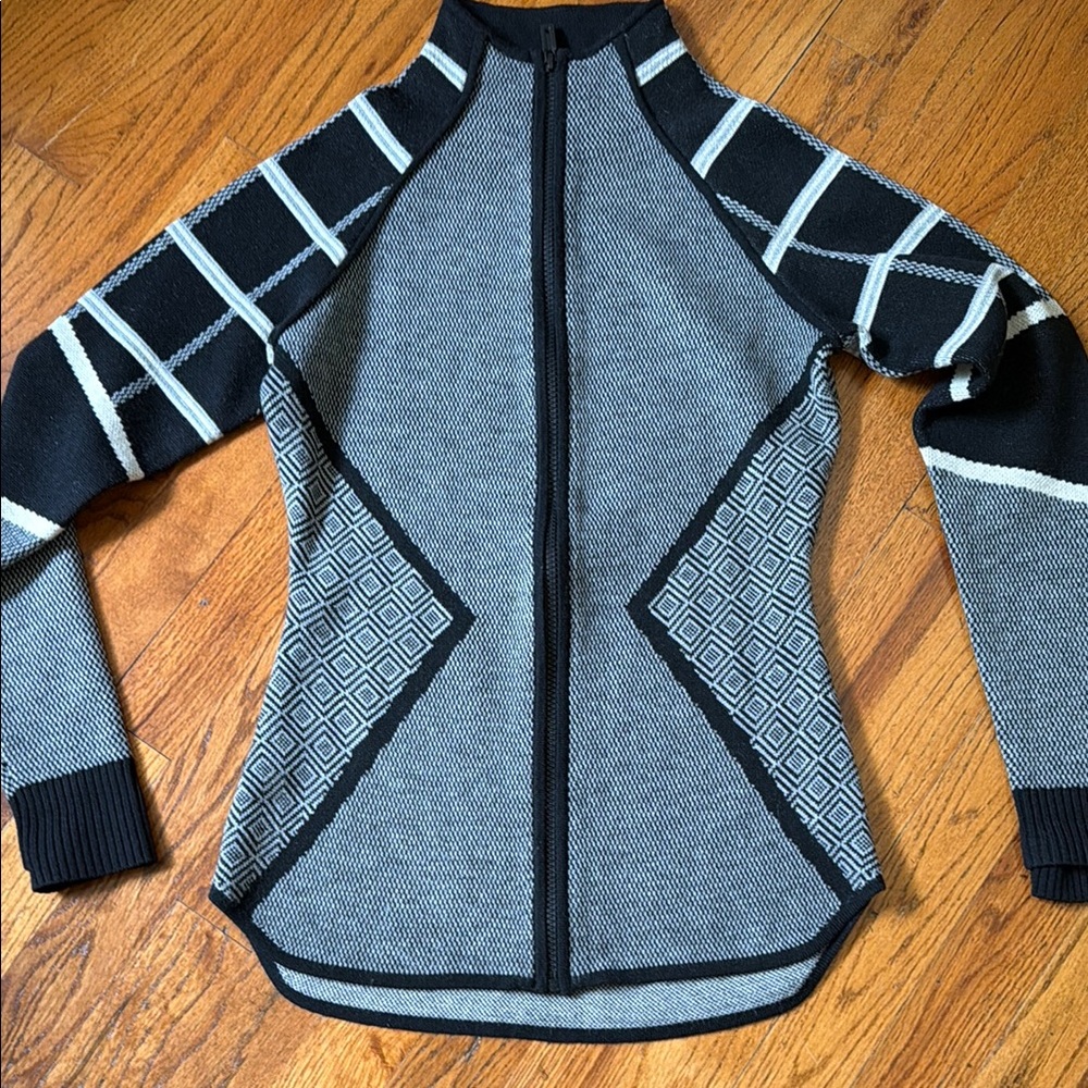 Smart Wool knit  zip up
